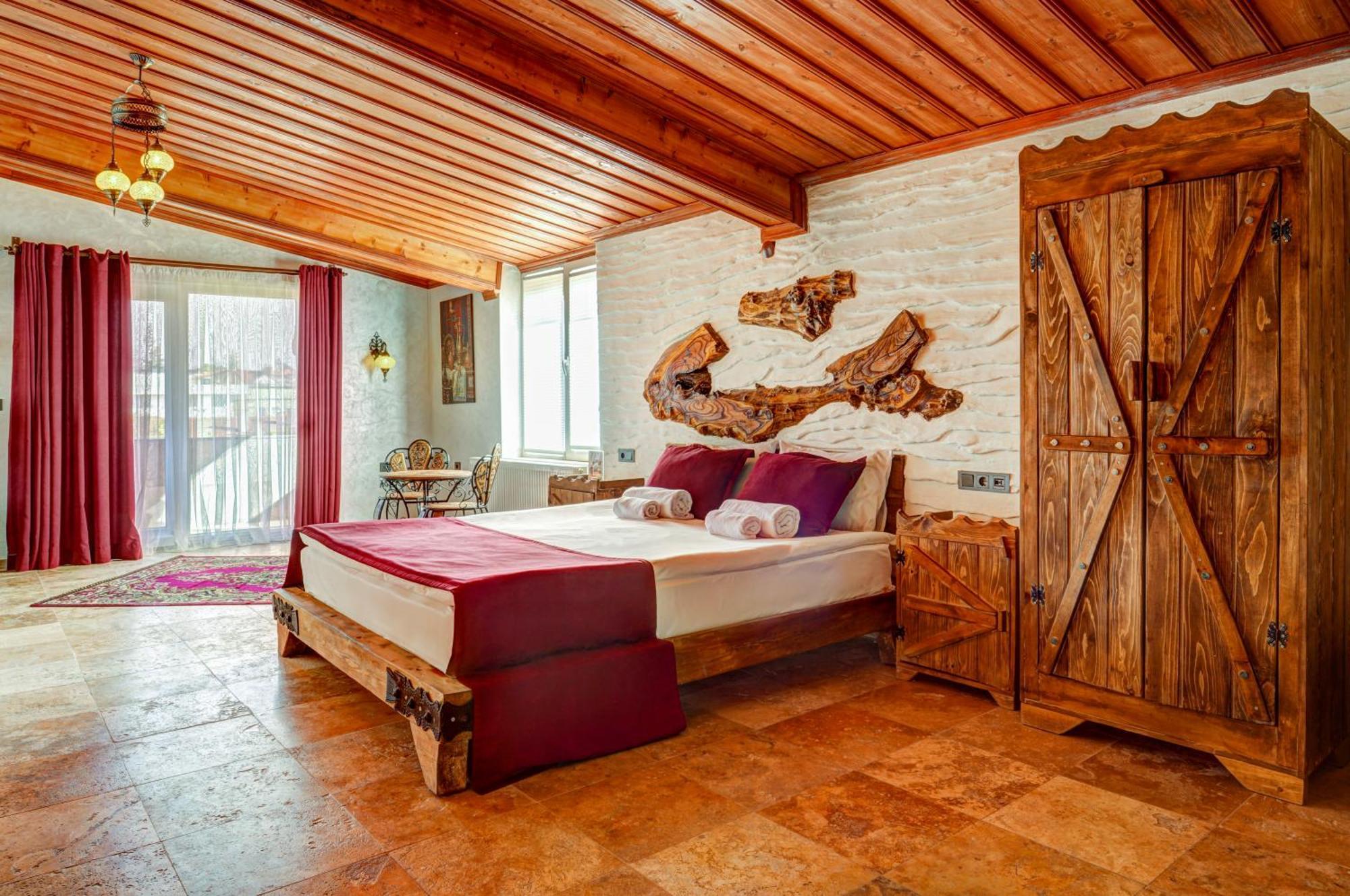 Moonlight Of Cappadocia Hotel Uchisar Exterior photo